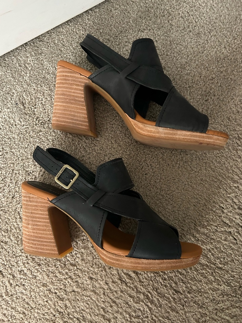 Kork-Ease Black Leather Cross-Strap Block Heel Sandals with Wood-Tone Heel